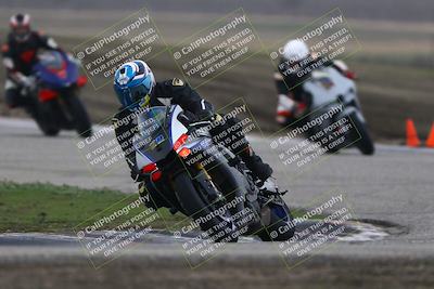 media/Nov-29-2025-TrackDaz (Sat) [[10ae2d9bce]]/B Group/Session 3 (Outside Grapevine)/